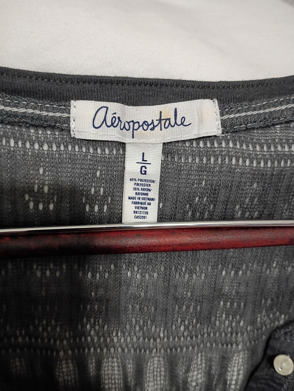 Aéropostale Gray Lightweight Knit Top Size L